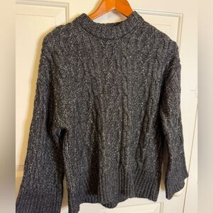 Divided H & M dark black/gray sweater size small NWOT